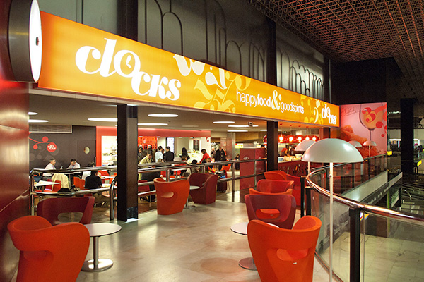 Clocks - Grupo Ibersol Clocks - Grupo Ibersol